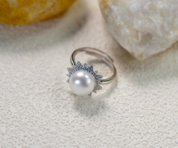 Aurora Radiant Pearl Ring